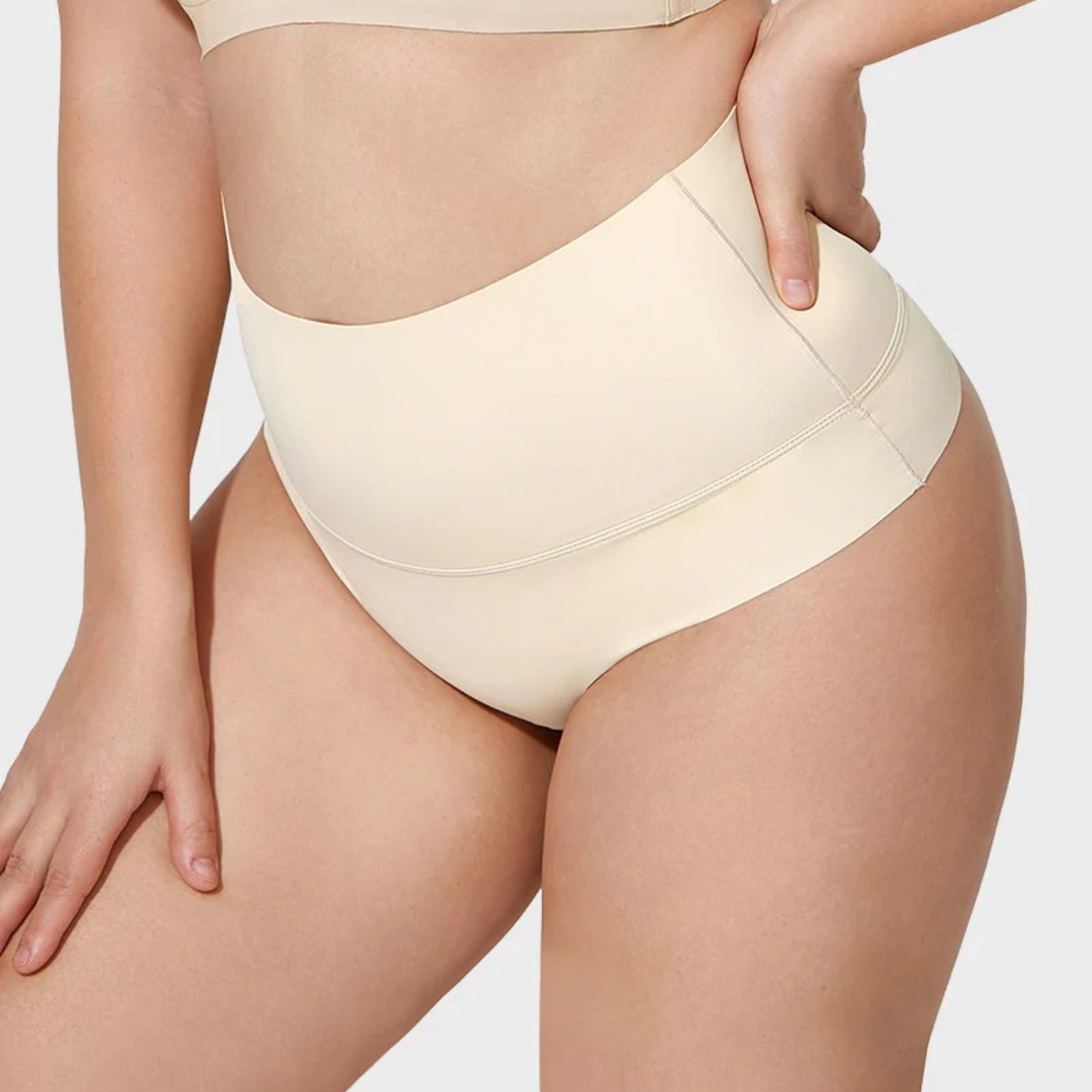 High-Rise Seamless Thong Panty(3 Pack)